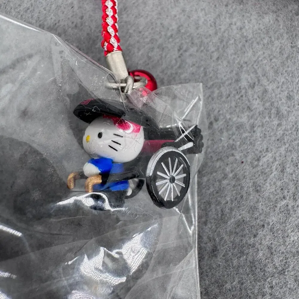 2006 Sanrio Hello‎ Kitty Gotochi Kitty Kyoto Rickshaw Keychain Phone Strap
